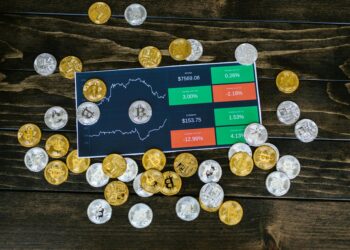 Chart showing Bitcoin's price surge beyond $75K, with altcoins rising in the background.
