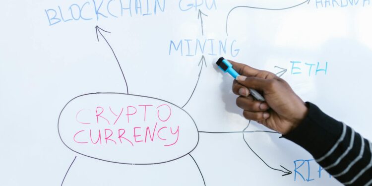 Executives from Luxor and MicroBT discuss blockchain technology and hardware investment.